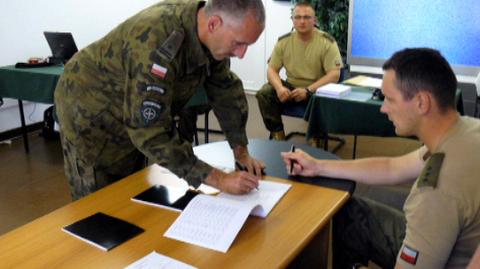 Żołnierze głosują w Kosowie