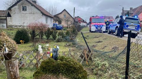 Pijany kierowca staranował ogrodzenie i budynek mieszkalny