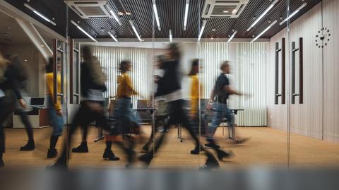 Delegowanie problemów. Kolejne uderzenie w polskie firmy
