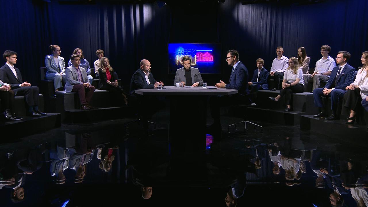 Poseł Konfederacji o PiS: idą w kierunku przypieczętowania ruiny państwa