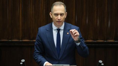 Wiceszef MON o Macierewiczu: jedną z pierwszych jego decyzji był sabotaż polskiej armii