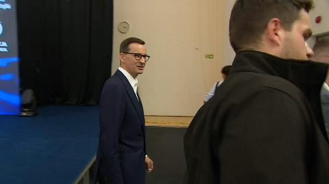 Premier Morawiecki nie odpowiedział na pytania dziennikarza