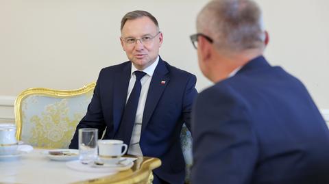 Andrzej Duda spotkał się z Dariuszem Barskim. "Utrwalanie chaosu prawnego" 