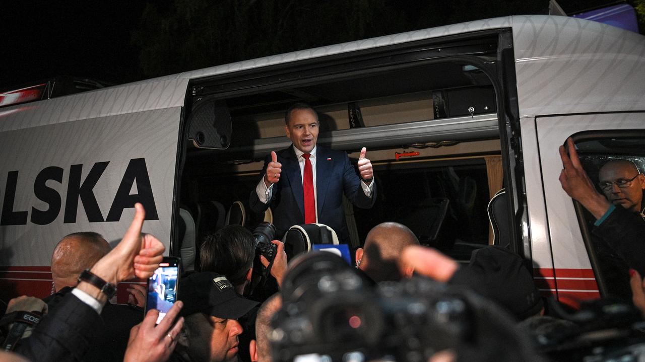 Pytania o płatność za mieszkanie. Nawrocki nie chciał odpowiedzieć wprost