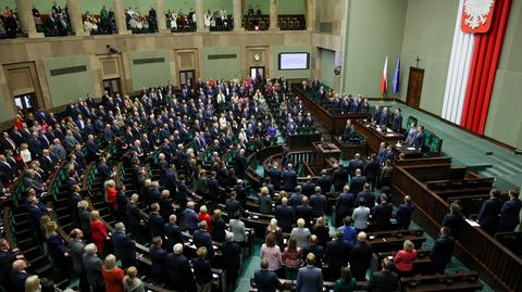 Sejm uczcił pamięć ofiar rosyjskiej agresji na Ukrainę minutą ciszy 