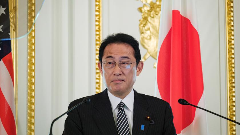 Premier Japonii Fumio Kishida na nagraniu archiwalnym