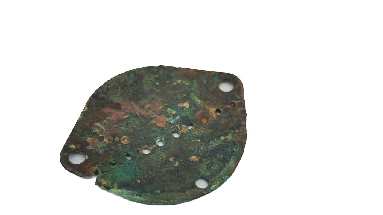 Odkryli groby kilkudziesięciu osób, jedną udało się zidentyfikować