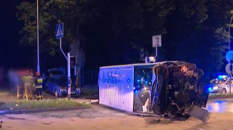 Zderzenie busa i samochody osobowego w Częstochowie