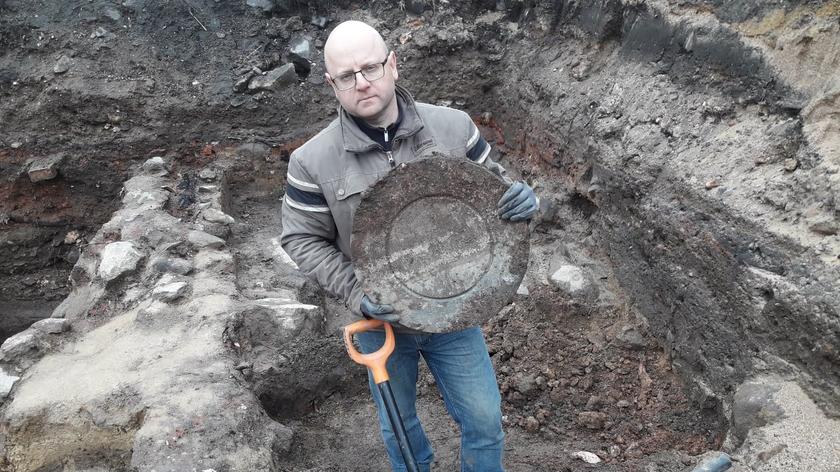 Polish archeologists find a film reel canister from WWII-era