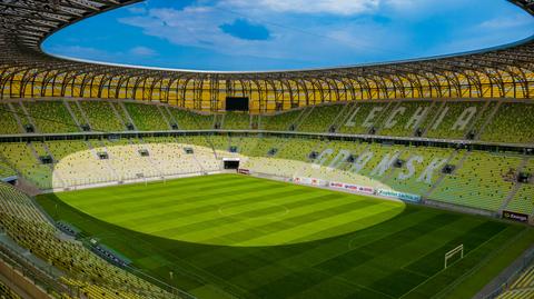 National Stadium in Warsaw displays caption saying "Stay at Home"