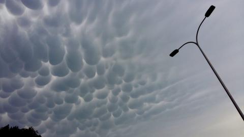 Mammatus clouds spotted over stormy Warsaw