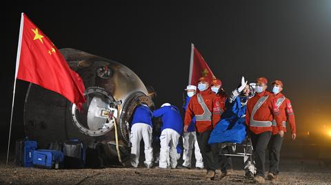 Chińscy astronauci misji Shenzhou-18 spędzili na orbicie 192 dni