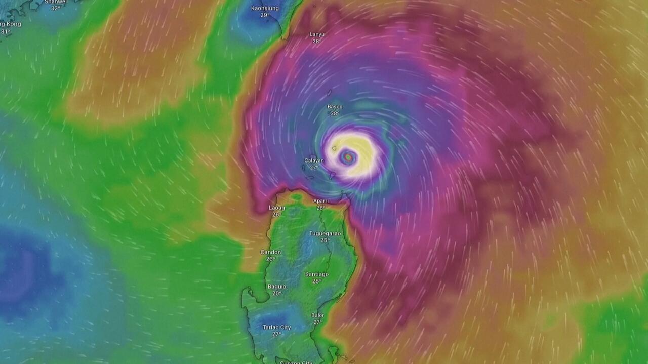 Szykują się na uderzenie najsilniejszego tajfunu od lat