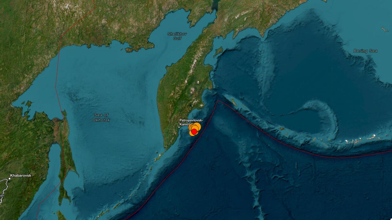 Ziemia zatrzęsła się w Rosji, w Stanach wydano alarm przed tsunami
