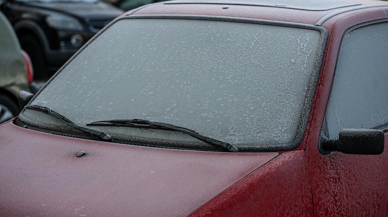 Mróz tak gwałtownie nie odpuści. IMGW przedłuża ważność ostrzeżeń
