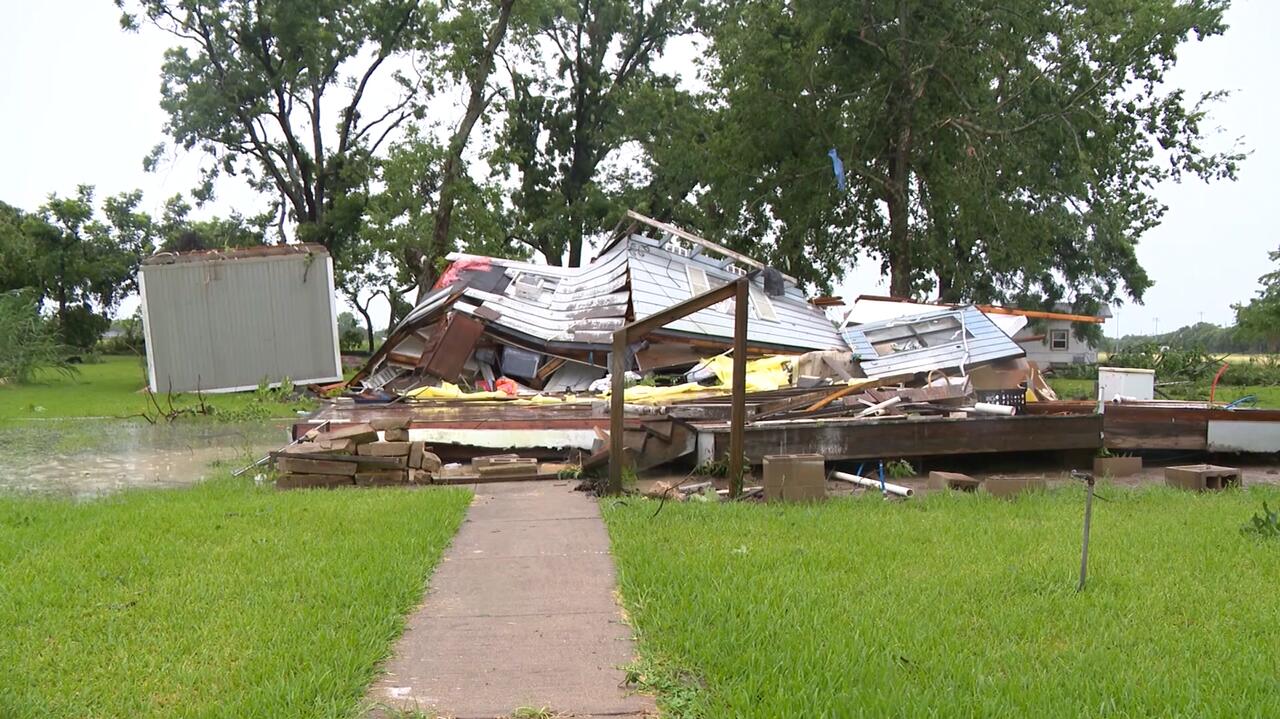 Wiało z prędkością 160 kilometrów na godzinę. Podmuchy zmiotły domy