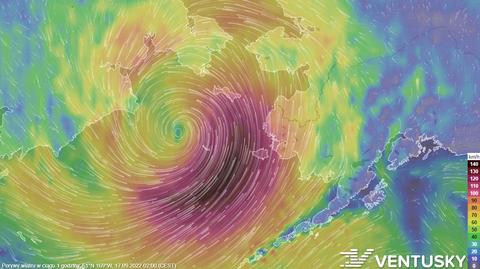 Prognozowana trasa burzy u wybrzeży Alaski