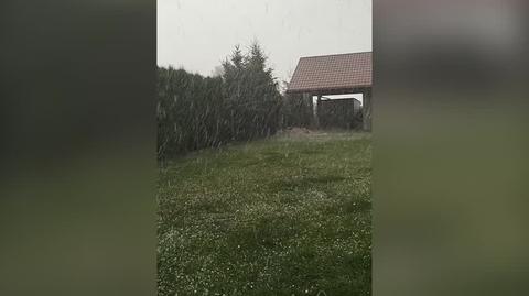 Opady gradu w miejscowości Serokomla (woj. lubelskie)