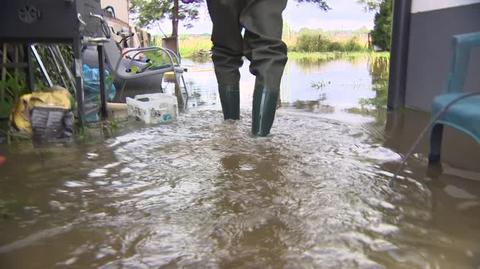 Zalane posesje i piwnice w Lędzinach