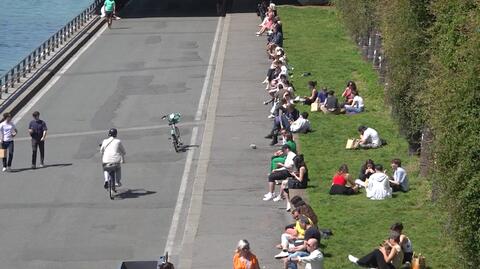 Temperatura sięga 30 stopni, są problemy na kolei