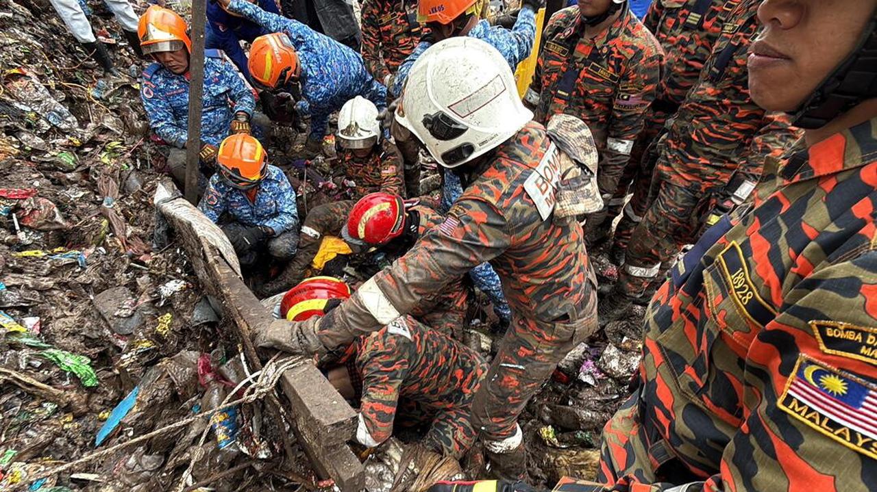 Osuwiska po ulewach. Nie żyje kilkanaście osób, w tym dzieci