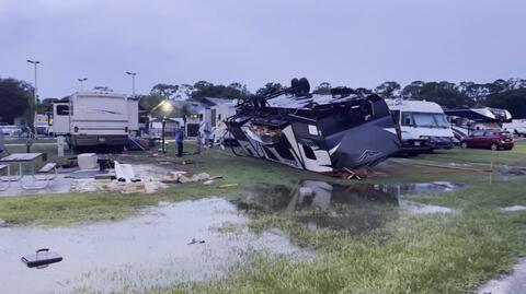 Huragan Debby uderzył we Florydę. Trudne warunki na moście w Zatoce Tampa