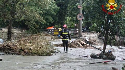 We włoskim Piemoncie gwałtownie wezbrały rzeki
