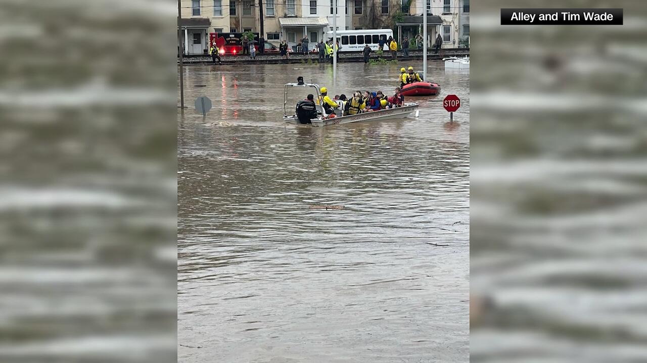 Woda porwała 12-letniego chłopca, ewakuowano 200 osób ze szkoły