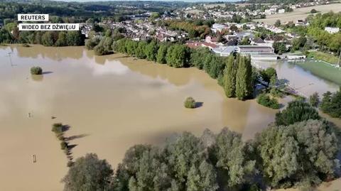 Zalania w podparyskiej miejscowości