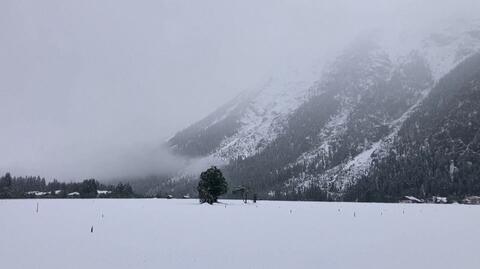 Śnieg spadł w Alpach w Austrii 