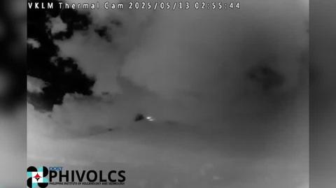 Moment erupcji wulkanu Kanlaon zarejestrowała kamera termowizyjna