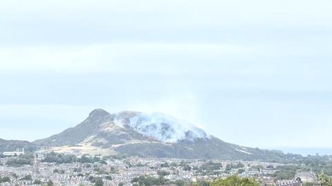 Pożar na wzgórzach Holyrood Park
