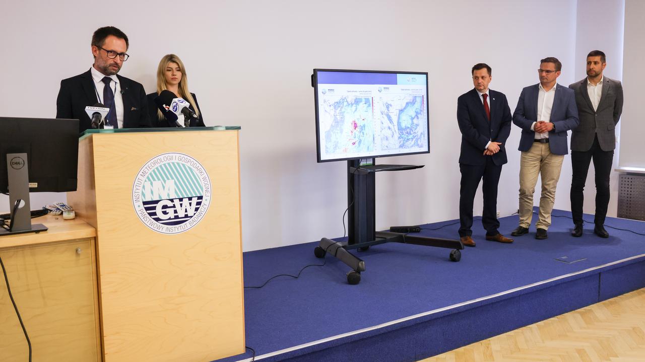 IMGW: sytuacja się stabilizuje