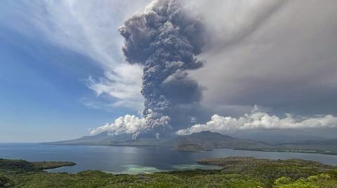 Erupcja wulkanu w Indonezji