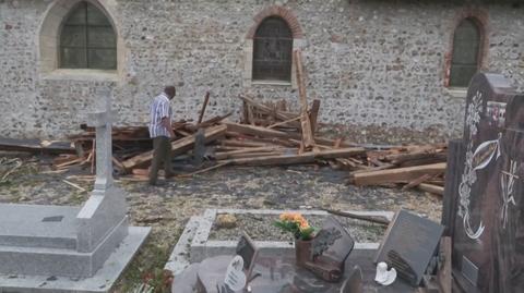 Wieża dzwonnicy runęła na nawę. Burza zniszczyła XI-wieczny kościół