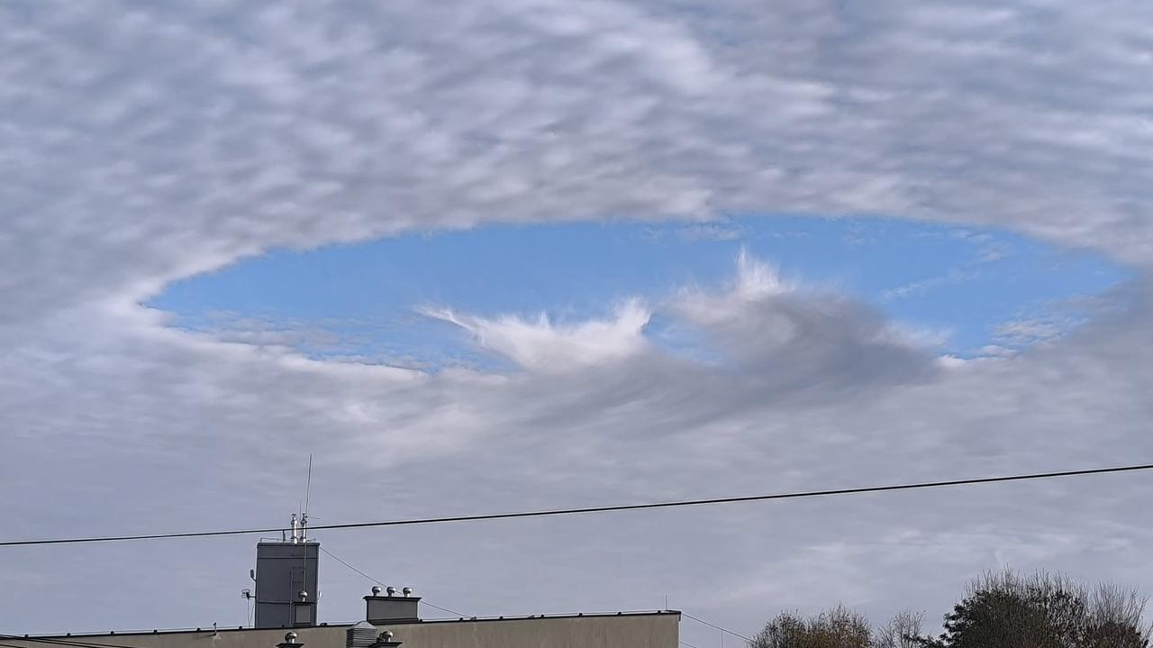 Nad miastem pojawiła się 