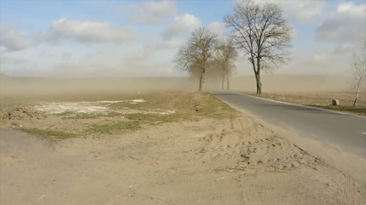 Pogoda W Polsce. Zamiecie Pyłowe. Jest Sucho, Silnie Wieje - TVN Meteo