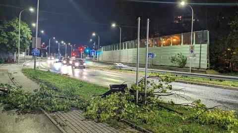 Gradobicie, deszcz i silny wiatr w Tychach