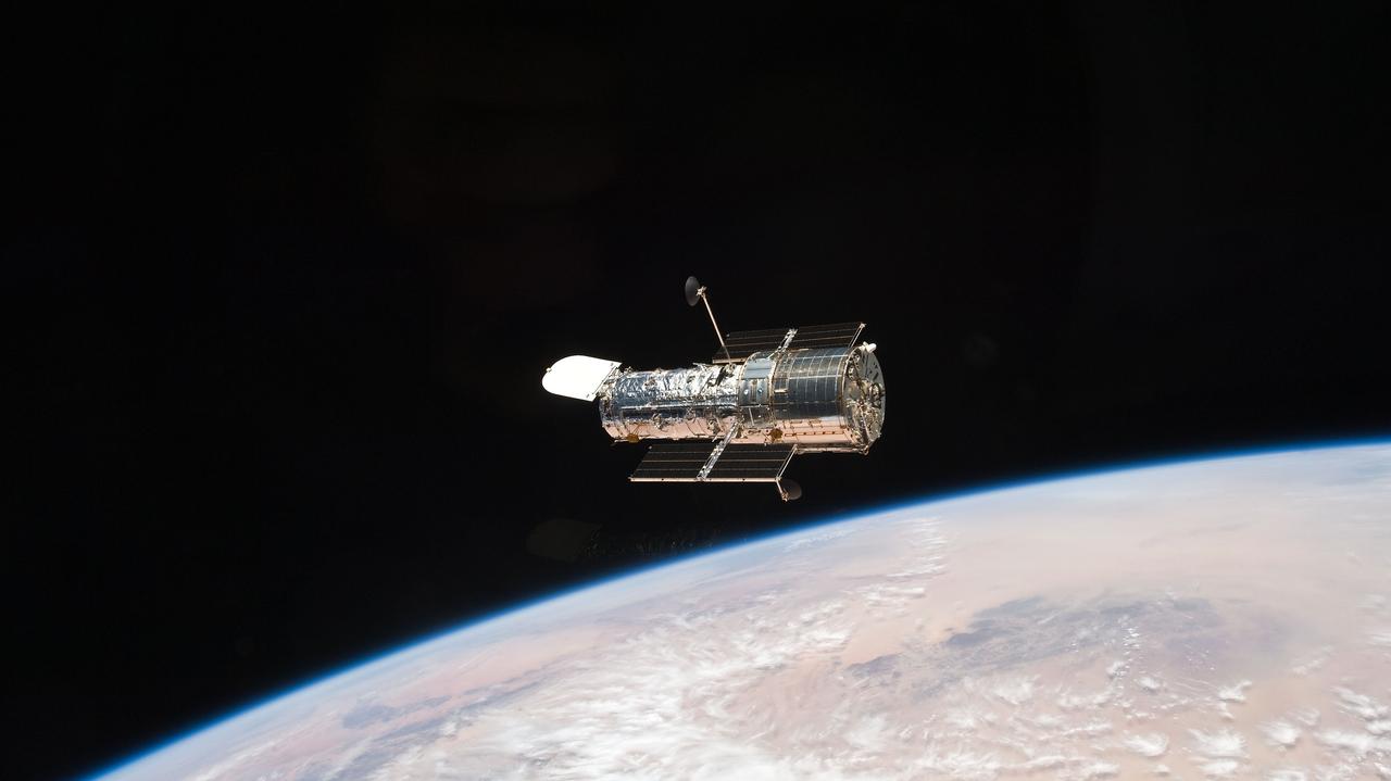 Teleskop Hubble’a ma problem. Wstrzymano obserwacje