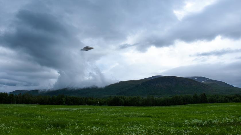 Amerykanie na tropie UFO. Departament obrony publikuje nagrania