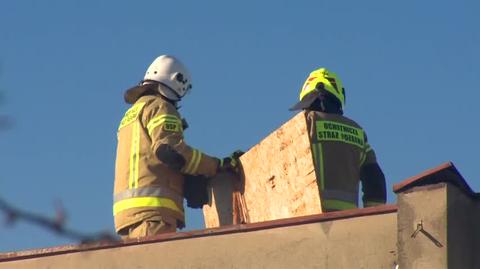 Łódzkie: wiatr zrywał dachy w powiecie zgierskim