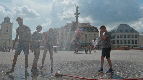 Tropikalne upały nie odpuszczają. Lekarze alarmują ["Fakty" TVN]