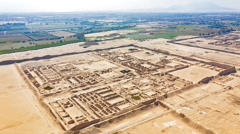 150 grobów sprzed 1500 lat. Peruwiańskie odkrycie wrocławskich archeologów [Nagranie z 2014 roku]