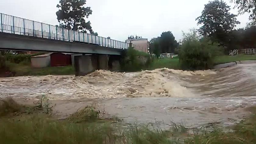 Woda na rzece Jasiołce -Jedlicze 12,07.2014 podkarpacie