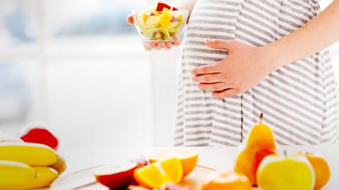 Co jeść, żeby nie przytyć w ciąży?