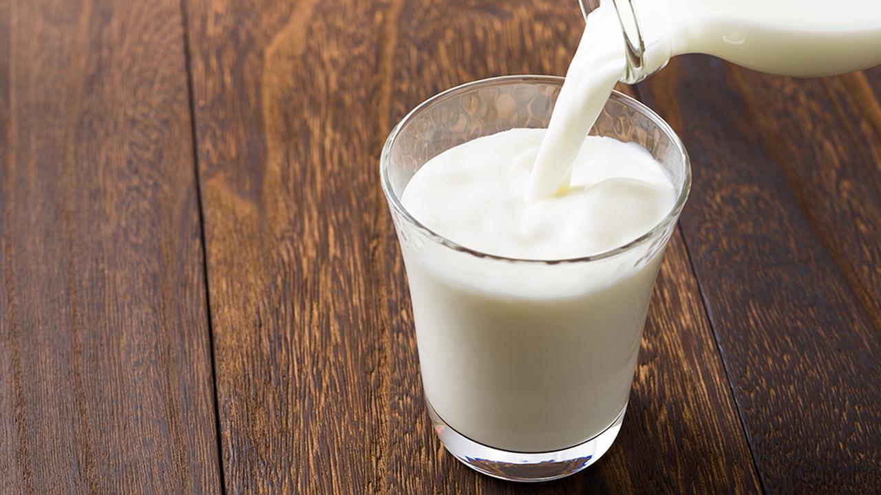 Científicos: la leche puede empeorar los síntomas de la esclerosis múltiple