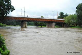 Miejsce w którym robiłem wczorajsze zdjęcie jest już zalane (Most Jana Pawła II w Zgorzelcu)