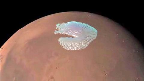 Czapa lodowa na północnym biegunie Marsa 