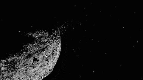 Satelita OSIRIS REx ścigający asteroidę Bennu - materiał archiwalny