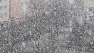 Śnieżyca z końcem roku na Warszawskim Tarchominie